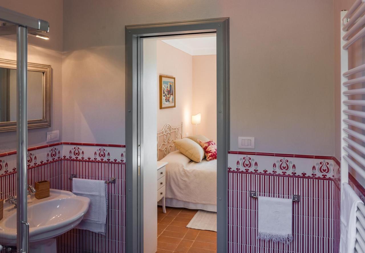 L'Arancera Bed & Breakfast ลุคคา ภายนอก รูปภาพ