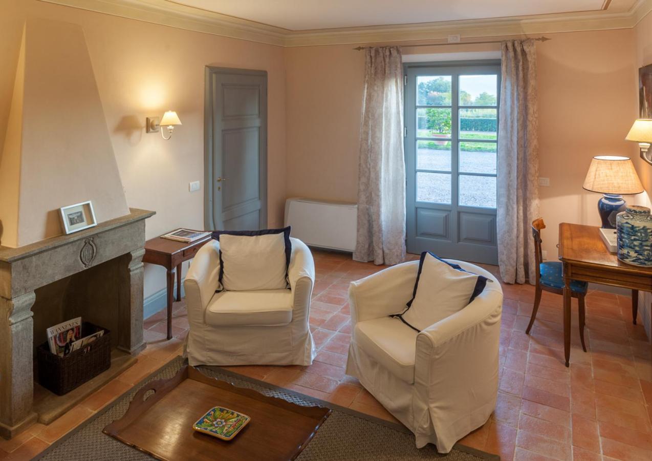 L'Arancera Bed & Breakfast ลุคคา ภายนอก รูปภาพ
