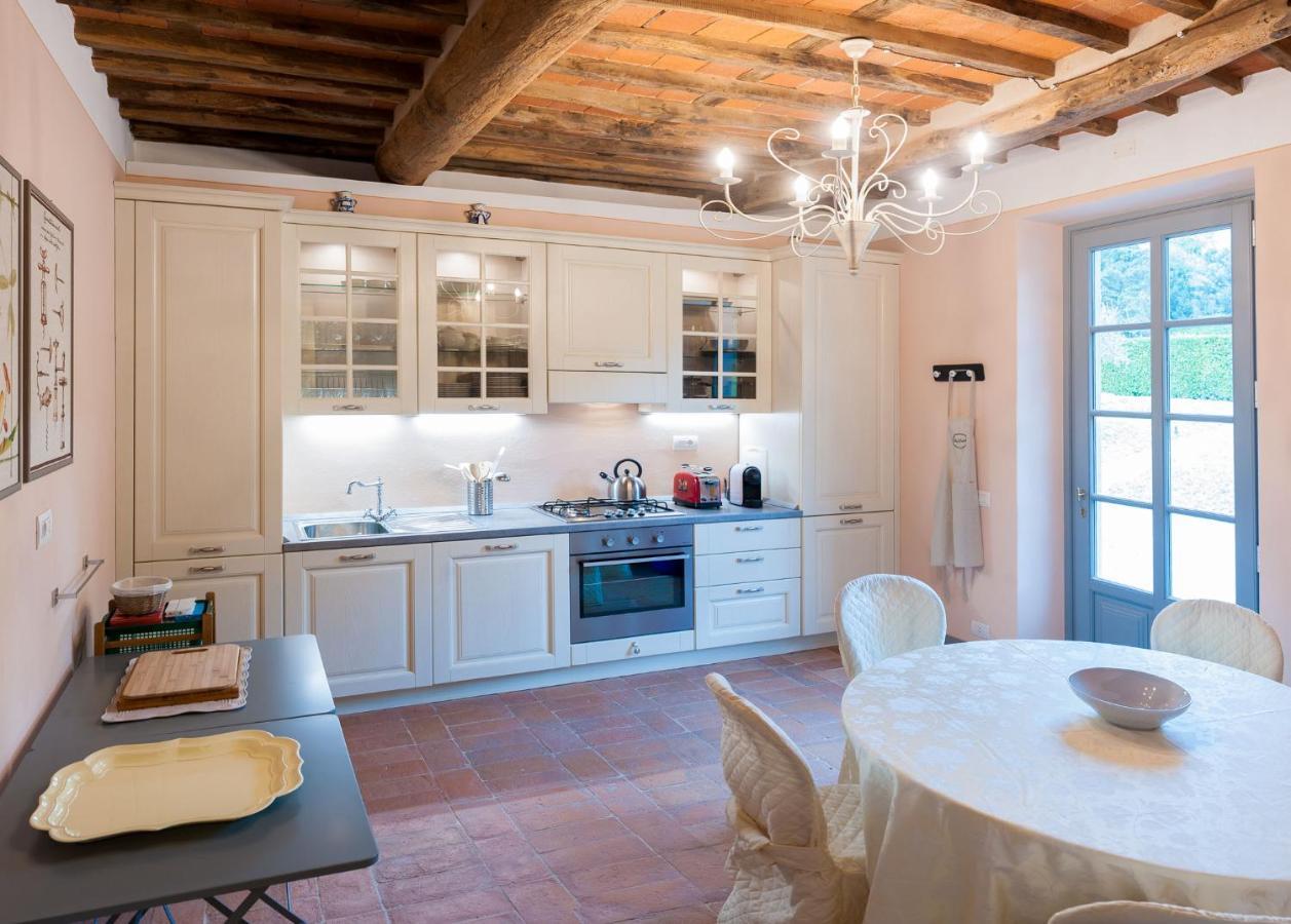 L'Arancera Bed & Breakfast ลุคคา ภายนอก รูปภาพ